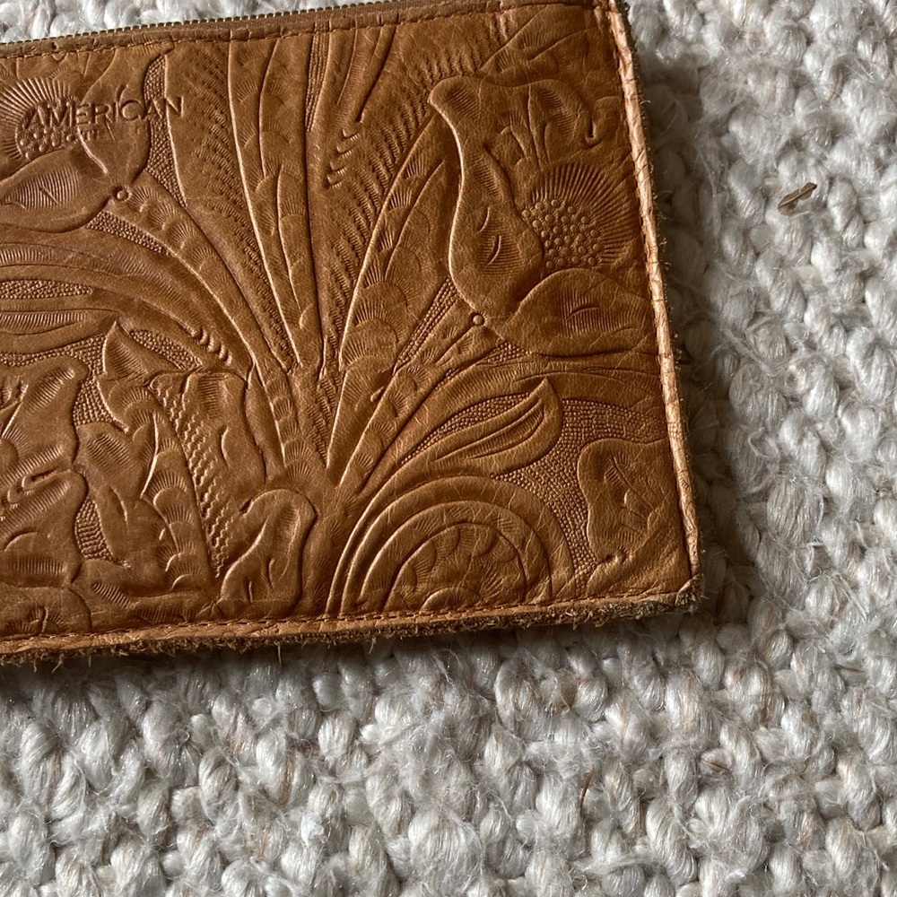 American Leather Co. Tan Embossed Leather Zip Wallet - Picture 5 of 10